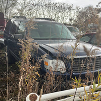 06 Ford Explorer