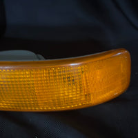 03-14 GMC Savana turn light right side