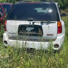 2006 Chevy Envoy for parts