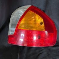 02 Santa Fe Tail lamp